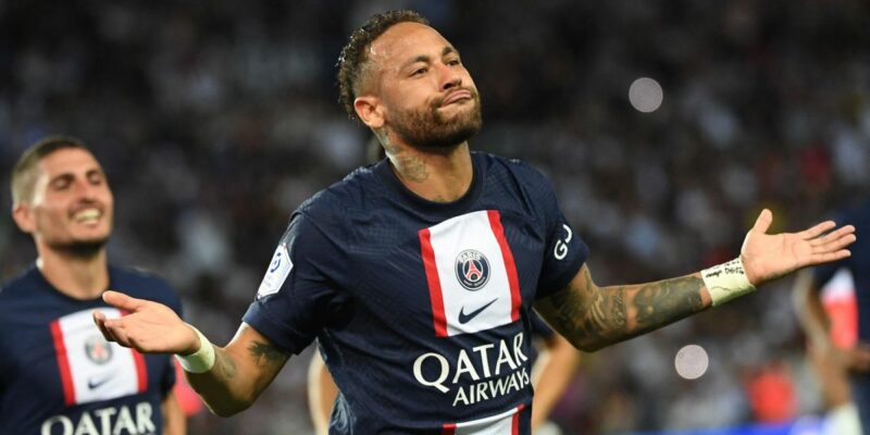 cầu thủ sút phạt hay nhất hiện nay